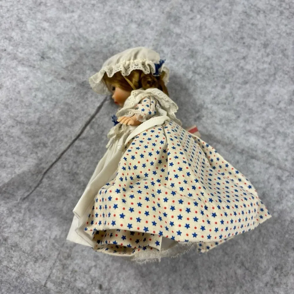 Vintage 1970s Madame Alexander Doll - Americana / Storybook - Betsy Ross 431 8